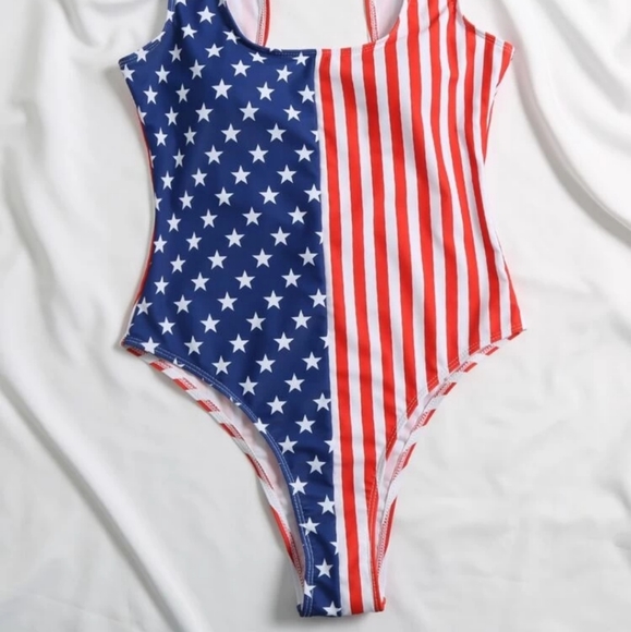 💥4TH OF JULY NWT AMERICAN FLAG BATHING SUIT - Picture 4 of 9